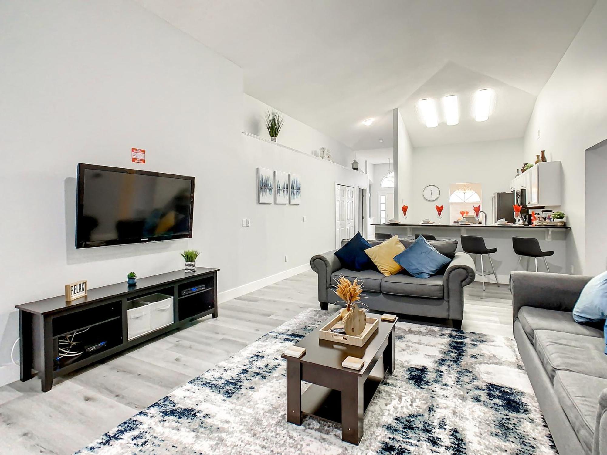 Casita Mi Encanto A Cozy & Spacious House, 4-bedroom 3-bath & Pool Casa de Férias Kissimmee